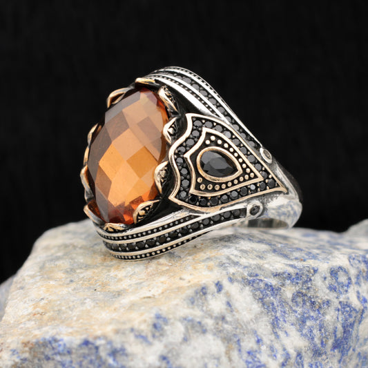 Bague pour homme avec pierre de zircon marron