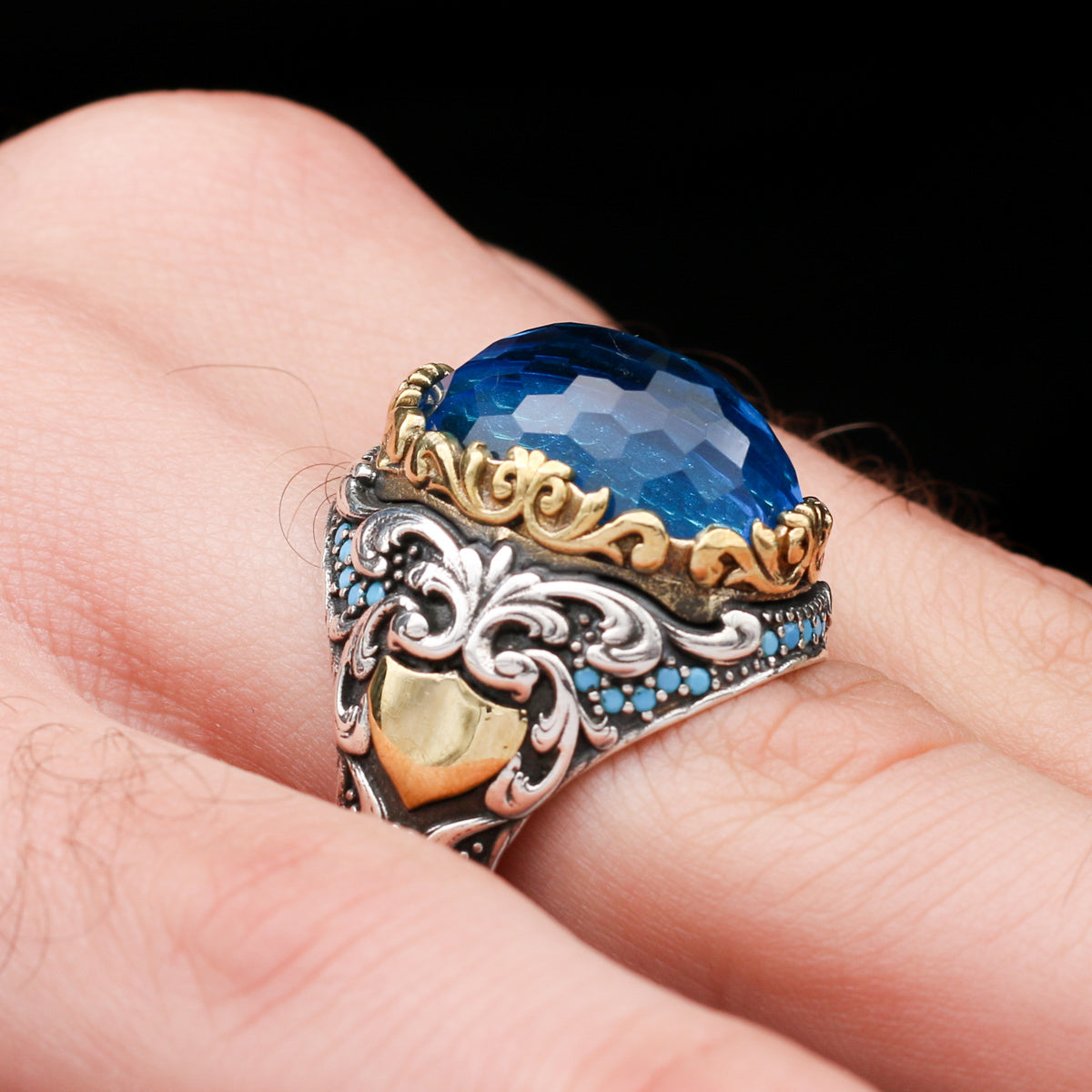 Blauer Zirkon Ring, personalisierter Buchstabenring