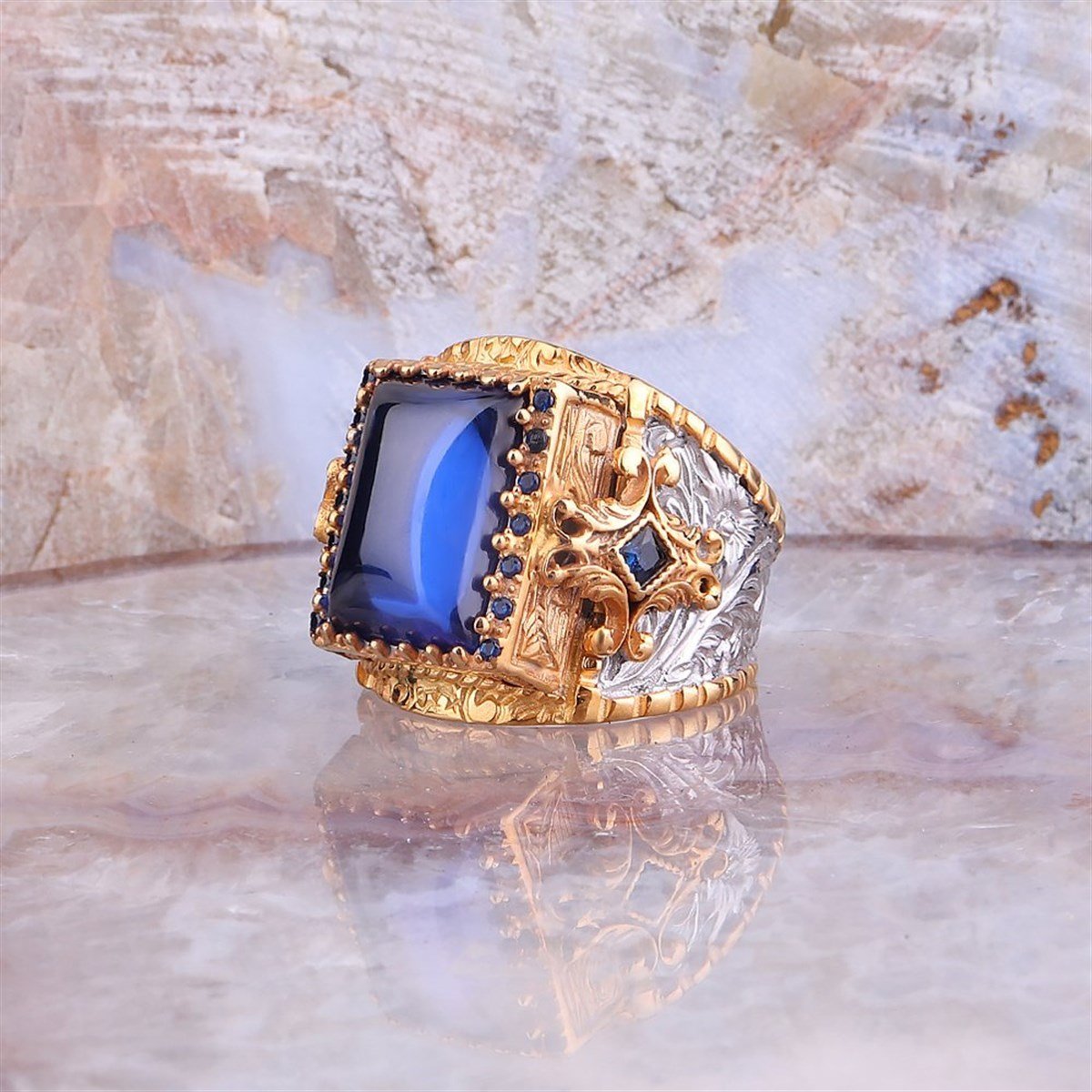 Bague pour homme avec pierre précieuse bleue